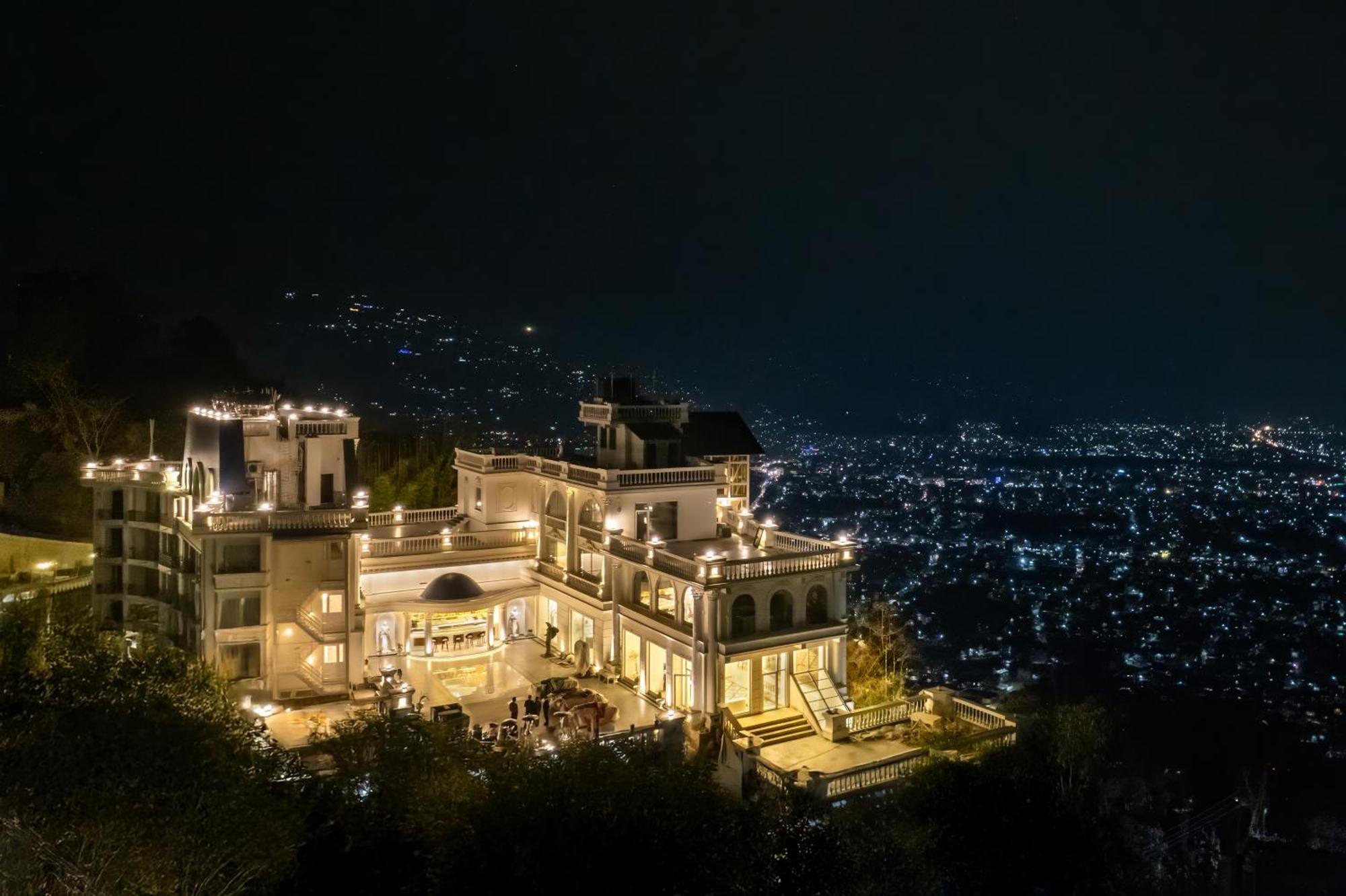 Le Glamour Resort & Wellness Spa Pokhara Luaran gambar