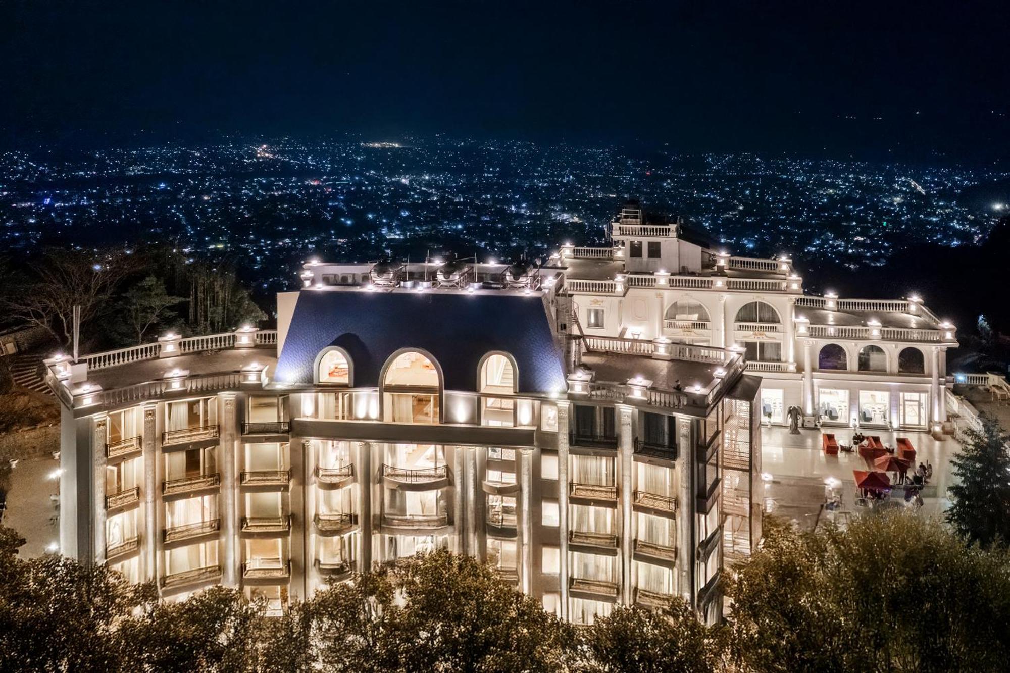 Le Glamour Resort & Wellness Spa Pokhara Luaran gambar