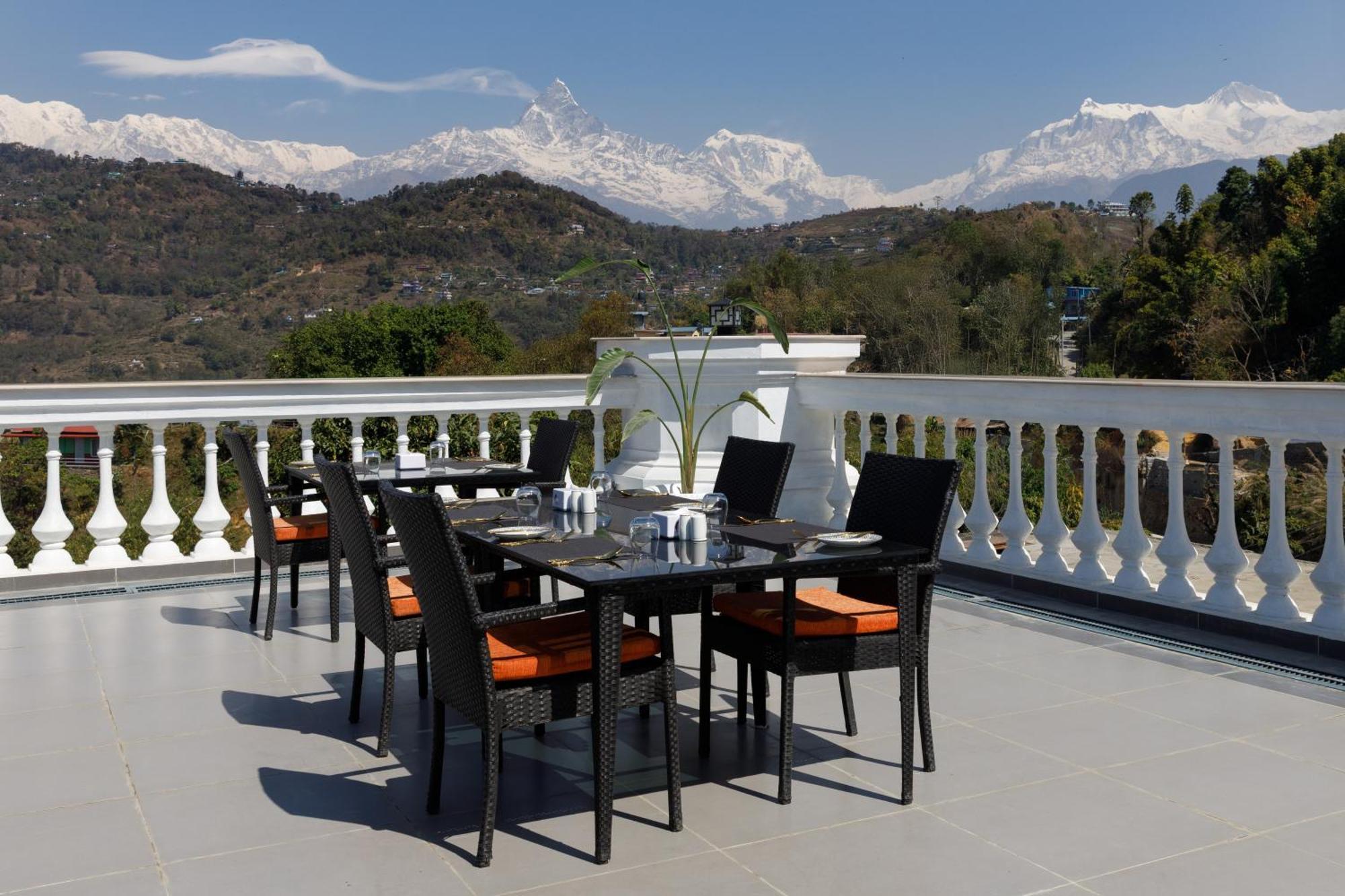 Le Glamour Resort & Wellness Spa Pokhara Luaran gambar